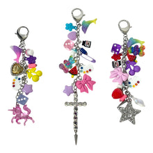 Load image into Gallery viewer, Glitter Star Key Chain