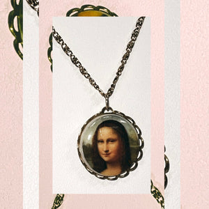 Mona Lisa Necklace